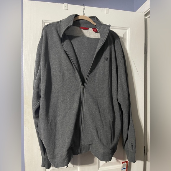 Izod Other - Izod two piece separate gray sweat suit. Half zip top and sweat pants.